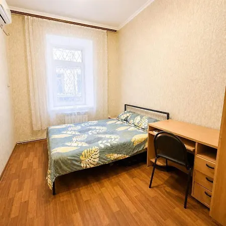 Apartment 2-кімнатна на 5 гостей поруч із жд вокзалом Odesa